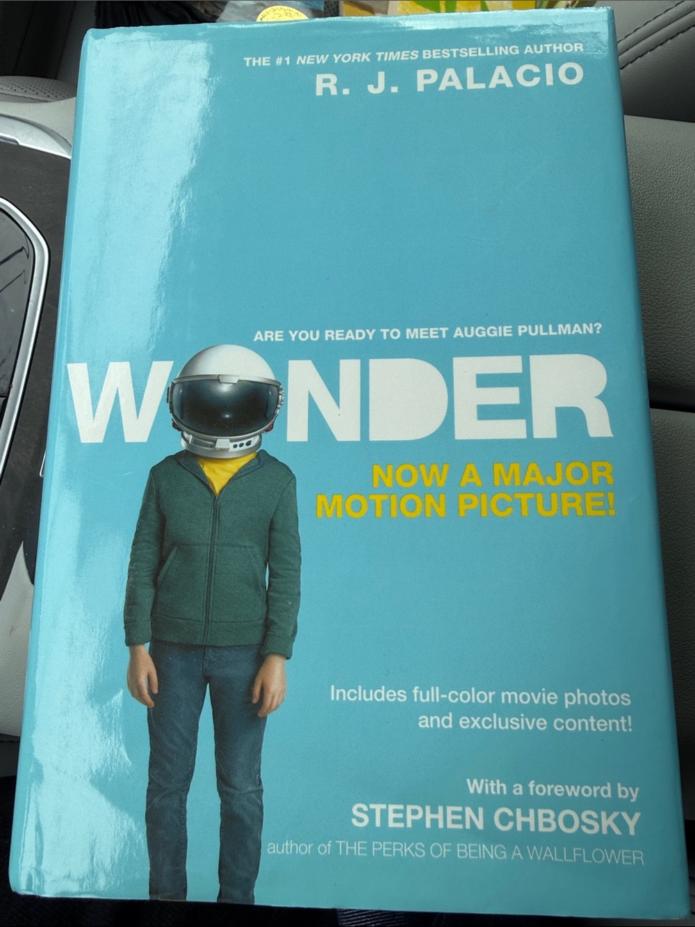 Wonder the number one New York Times best seller author RJ Palacio